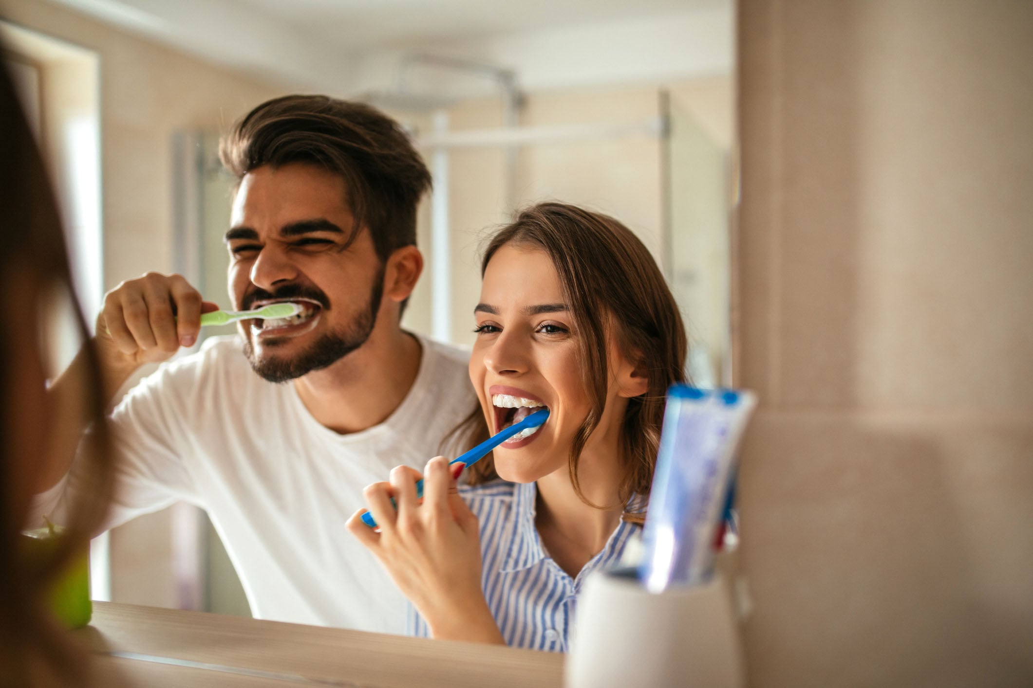 How to brush your teeth properly in 5 easy steps
